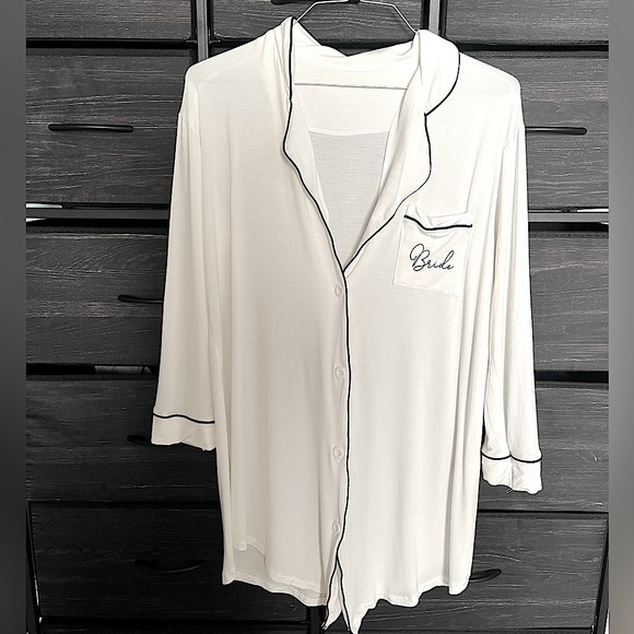 Bride Getting Ready Nightgown - Picture 5 of 6